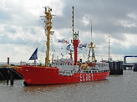 Das Feuerschiff Elbe 1 liegt im Hafen von Cuxhaven und dient als Museumsschiff